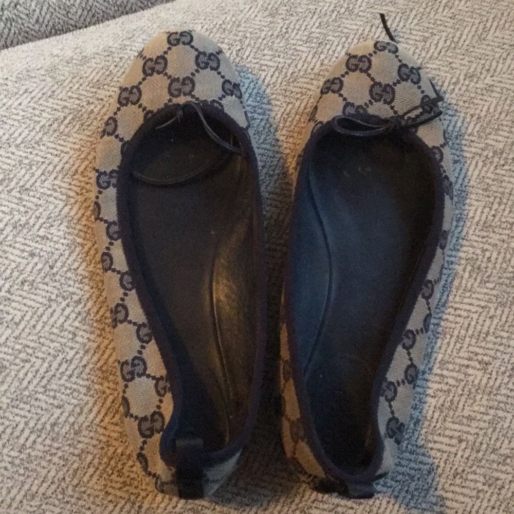 Gucci flats.